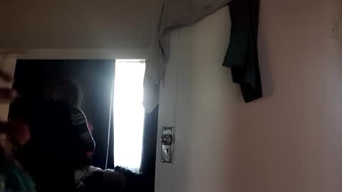 Pizzaz online show from 12/25/24, 08:51