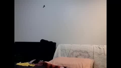 Pizzaz online show from 09/18/25, 01:13