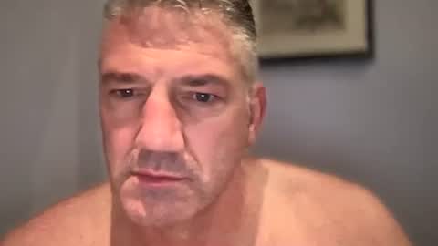 fullback_15 online show from 10/05/25, 08:01