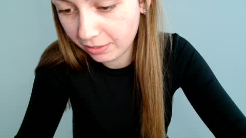 Emma online show from 06/03/26, 02:33