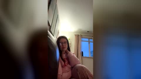 Linnys Palace online show from 03/16/26, 11:47