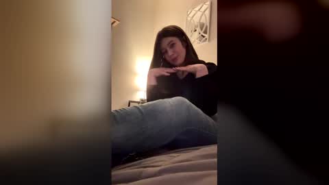 Linnys Palace online show from 03/17/26, 12:48