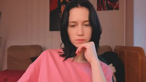 Eva online show from 05/06/26, 02:19