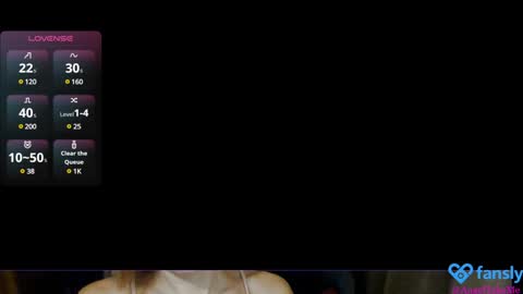 Snapshot of funny_mila chatting on 01/06/25, 10:35 Funny mila online show from 01/06/25, 10:35
