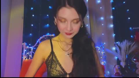 Tiffany online show from 03/05/25, 12:05