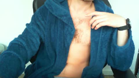 Snapshot of funnyeucouple chatting on 06/02/26, 07:54 YWhiteNiceMan online show from 06/02/26, 07:54