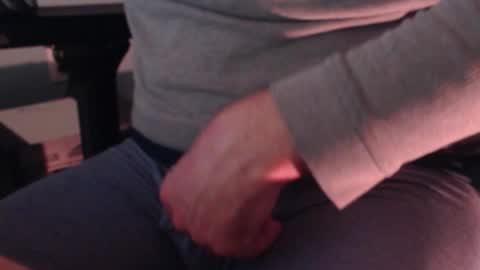 Snapshot of funnyme1234 chatting on 02/28/26, 03:29 jerry online show from 02/28/26, 03:29