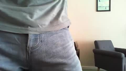 Snapshot of funslimguy chatting on 04/28/26, 05:18 Funslimguy online show from 04/28/26, 05:18