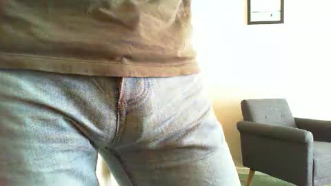 Snapshot of funslimguy chatting on 05/17/26, 02:02 Funslimguy online show from 05/17/26, 02:02