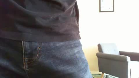 Snapshot of funslimguy chatting on 05/18/26, 03:29 Funslimguy online show from 05/18/26, 03:29
