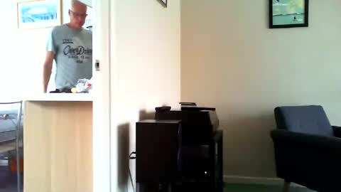 Snapshot of funslimguy chatting on 07/04/26, 10:43 Funslimguy online show from 07/04/26, 10:43