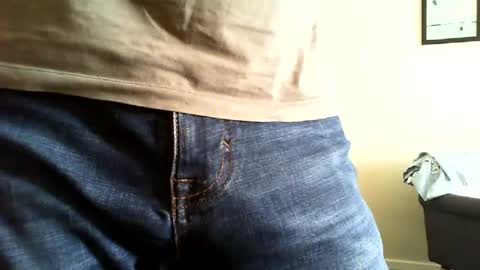 Snapshot of funslimguy chatting on 07/05/26, 12:12 Funslimguy online show from 07/05/26, 12:12