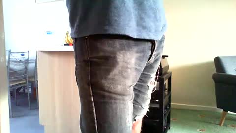 Snapshot of funslimguy chatting on 07/12/26, 08:00 Funslimguy online show from 07/12/26, 08:00