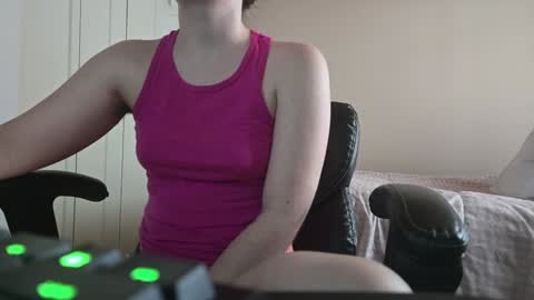 Snapshot of fuxkme_jen chatting on 12/07/24, 12:45 fuxkme_jen online show from 12/07/24, 12:45