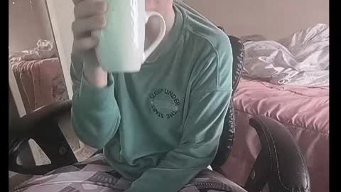 Snapshot of fuxkme_jen chatting on 12/23/24, 06:58 fuxkme_jen online show from 12/23/24, 06:58