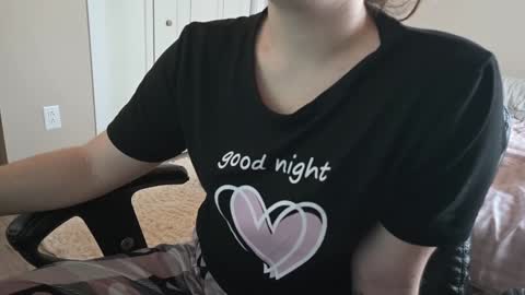 Snapshot of fuxkme_jen chatting on 01/15/25, 07:44 fuxkme_jen online show from 01/15/25, 07:44