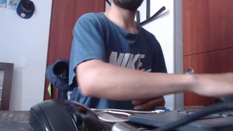 andrew online show from 03/04/25, 02:10