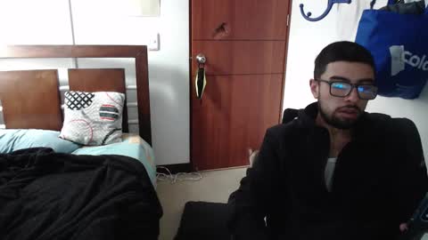 andrew online show from 10/20/25, 04:07