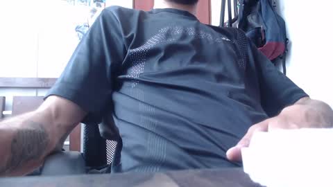 Snapshot of fvckhorneyguy chatting on 05/24/26, 08:47 andrew online show from 05/24/26, 08:47