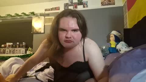 fxckc4rl3yllis99 online show from 12/01/25, 01:43