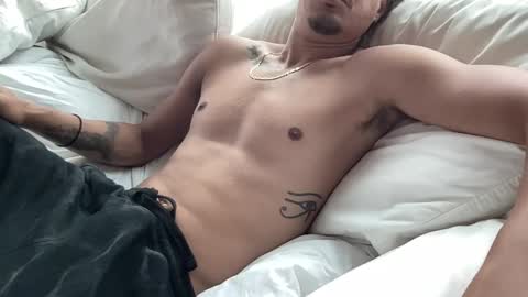 Snapshot of g00ndaddy chatting on 04/25/26, 12:30 G00NDaddy online show from 04/25/26, 12:30
