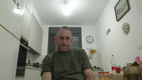 Snapshot of g10303 chatting on 05/28/26, 08:39 g103031910303 online show from 05/28/26, 08:39