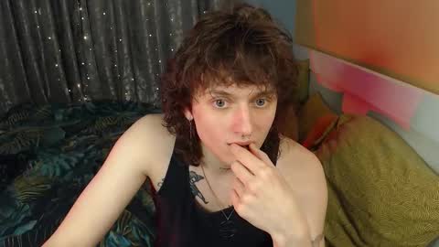 Ian online show from 01/15/26, 01:54