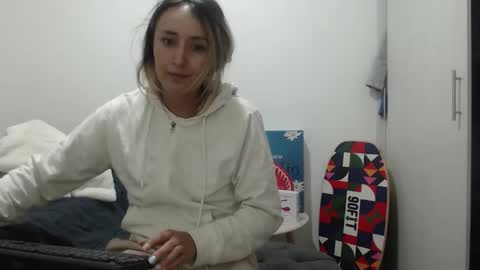 Snapshot of gabb_rioss chatting on 02/09/26, 12:03 Gabriela online show from 02/09/26, 12:03