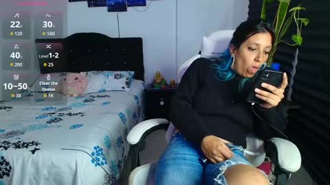 Snapshot of gabbie_kook chatting on 05/07/26, 02:17 gabbie_kook online show from 05/07/26, 02:17