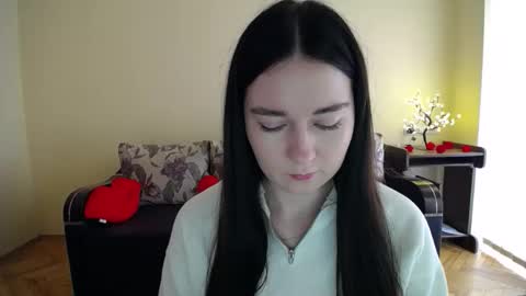 Jaklin online show from 03/18/26, 09:23