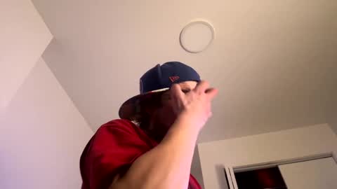 yeeah online show from 02/18/25, 07:32