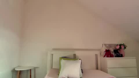 GabiCarter online show from 01/28/25, 10:23