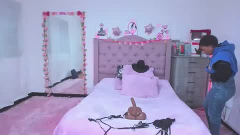 Snapshot of gabi_jhons_23 chatting on 09/26/25, 11:47 gabi_jhons_23 online show from 09/26/25, 11:47