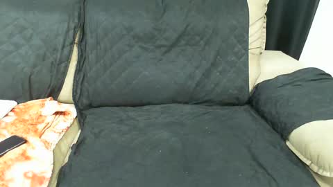 gaby  layla online show from 02/04/25, 02:39