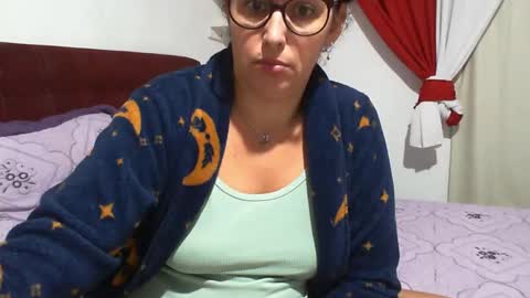 gaby  layla online show from 05/02/26, 09:42