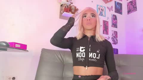 Snapshot of gabii_princess chatting on 07/14/26, 07:30 gabii_princess online show from 07/14/26, 07:30