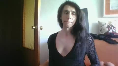 Snapshot of gabitg chatting on 04/28/26, 02:33 Gabi online show from 04/28/26, 02:33