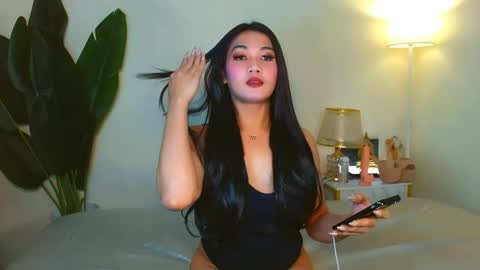 Snapshot of gabriela_deluxe chatting on 05/15/26, 08:27 gabriela_deluxe online show from 05/15/26, 08:27