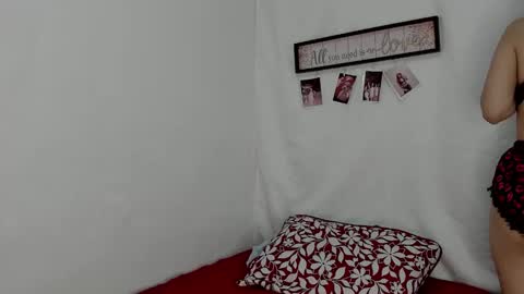 Snapshot of gabriela_duarte chatting on 02/02/25, 08:24 Gabi online show from 02/02/25, 08:24