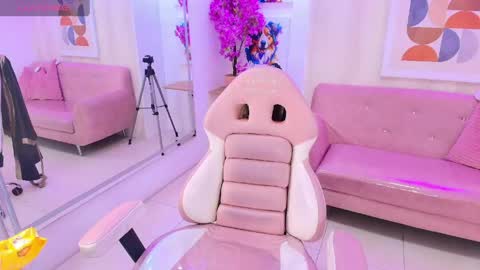 Gabby  online show from 04/18/26, 04:38