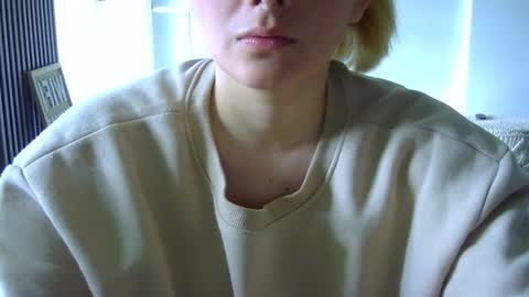 Gabriela Miller online show from 11/18/25, 02:43