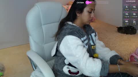 Snapshot of gabriela_morales01 chatting on 12/20/24, 10:49 .  online show from 12/20/24, 10:49