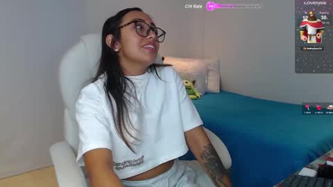 Snapshot of gabriela_morales01 chatting on 02/10/25, 03:13 .  online show from 02/10/25, 03:13