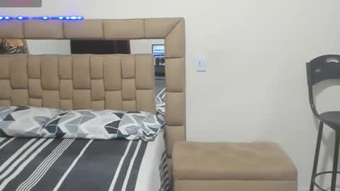 gabriela ponce online show from 11/25/25, 09:15