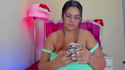 Gaby Im on vacation see you on November 25 online show from 12/24/24, 02:01