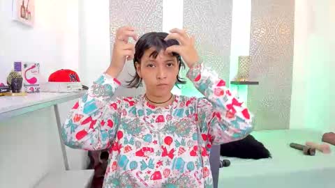 GABRIELA online show from 12/02/25, 02:23