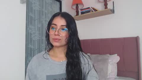 GabrielaRossa online show from 02/25/25, 04:42