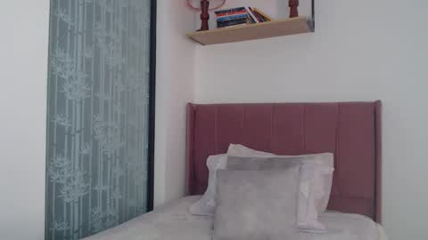 GabrielaRossa online show from 03/03/25, 09:05