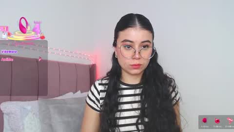 GabrielaRossa online show from 10/10/25, 12:15