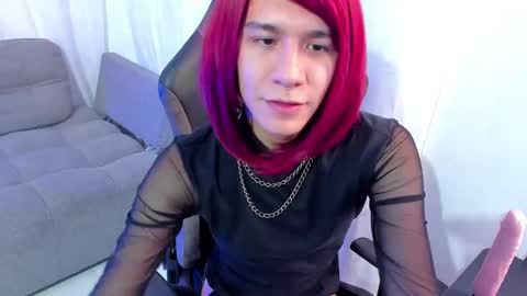 Snapshot of gabriele_love chatting on 10/01/25, 12:33 gabriele_love online show from 10/01/25, 12:33
